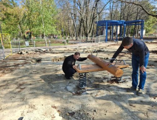 Качество работ по благоустройству парка в Горячем Ключе – на особом контроле